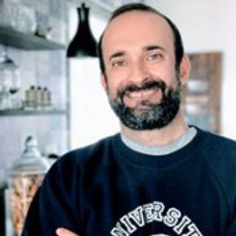 Moisés Bauer picture