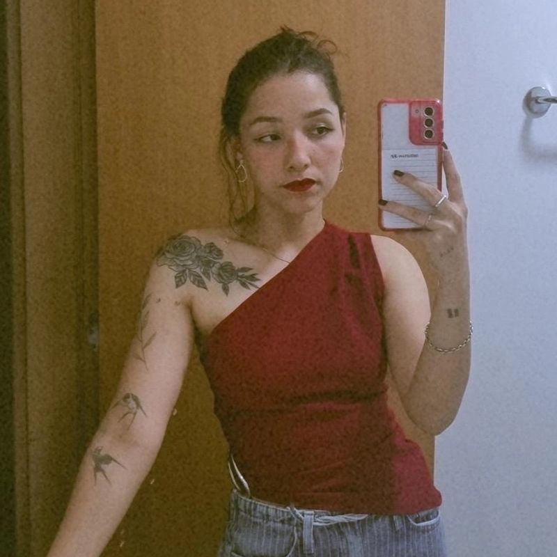 Sabrina Oliveira picture