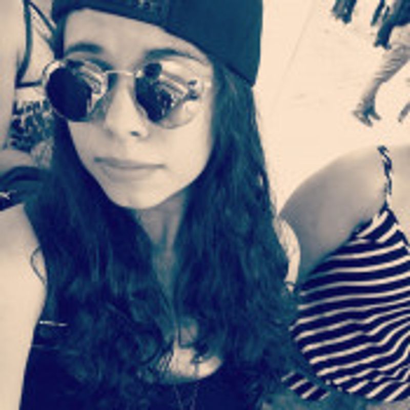 Djullie Caroline picture