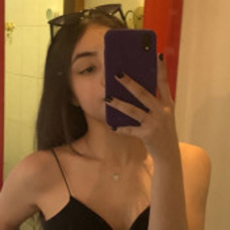 Lara Pereira picture