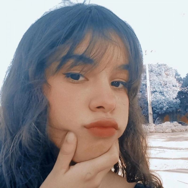 Lara picture