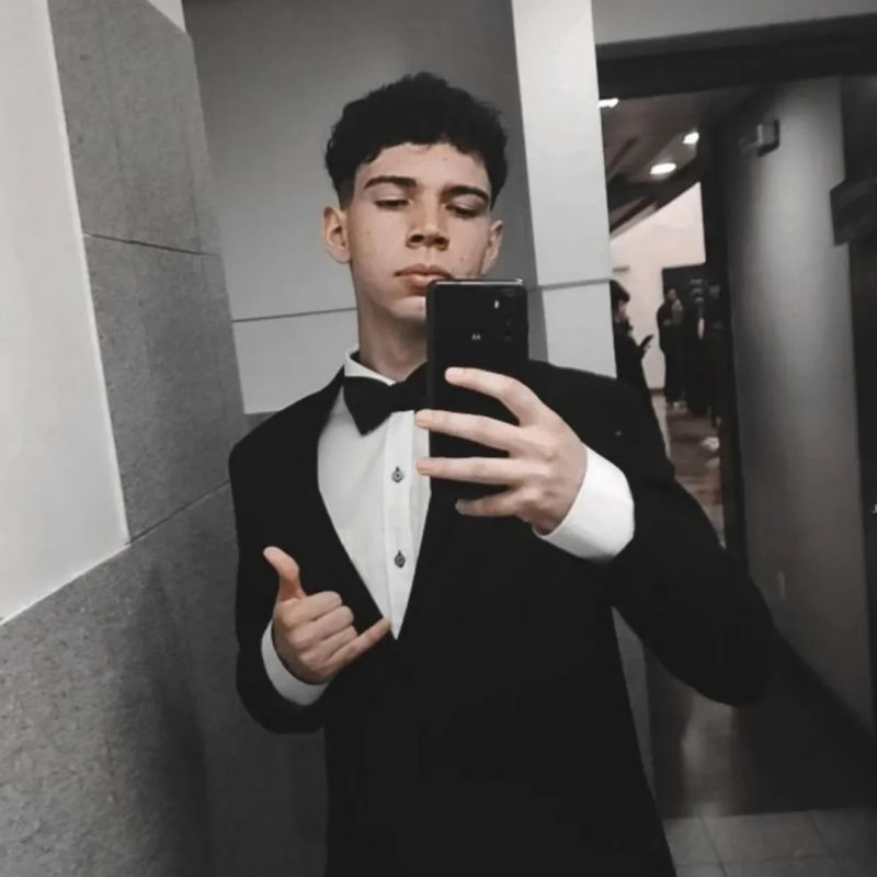 Derik Ribeiro Ilha picture