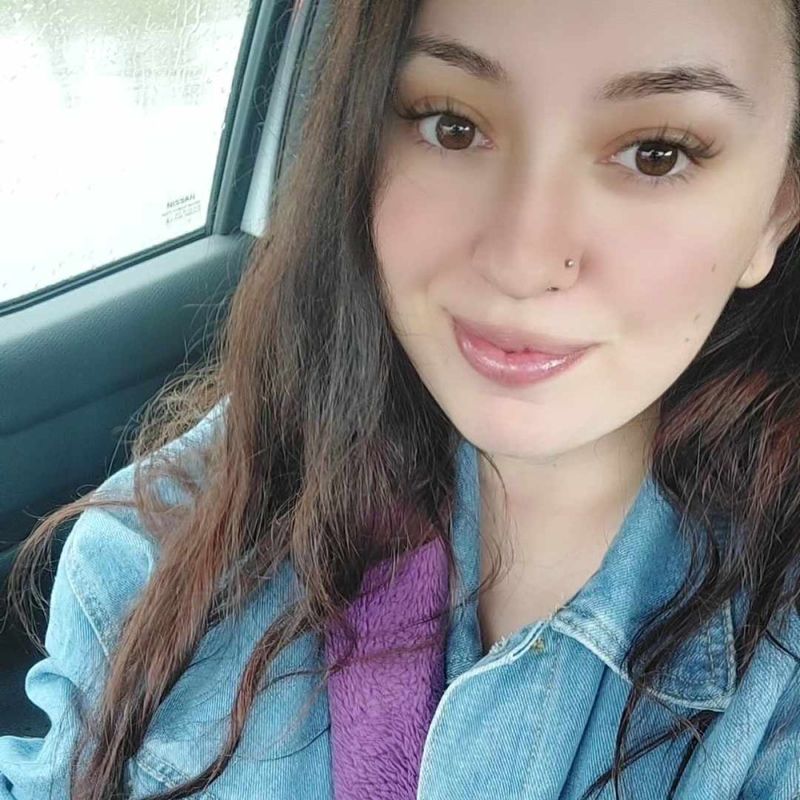 Daniella Santos picture