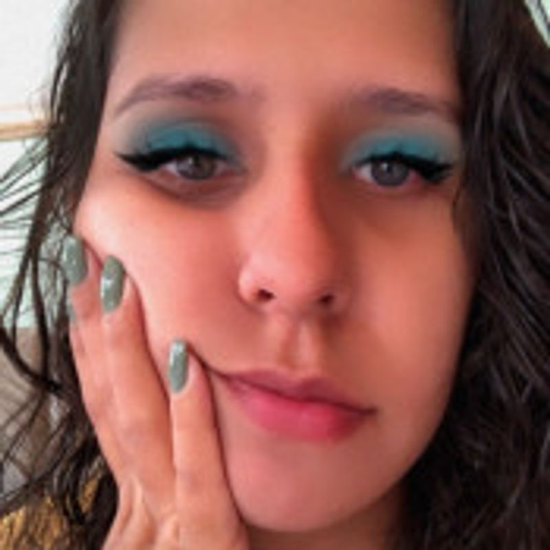 Erica Dourado picture