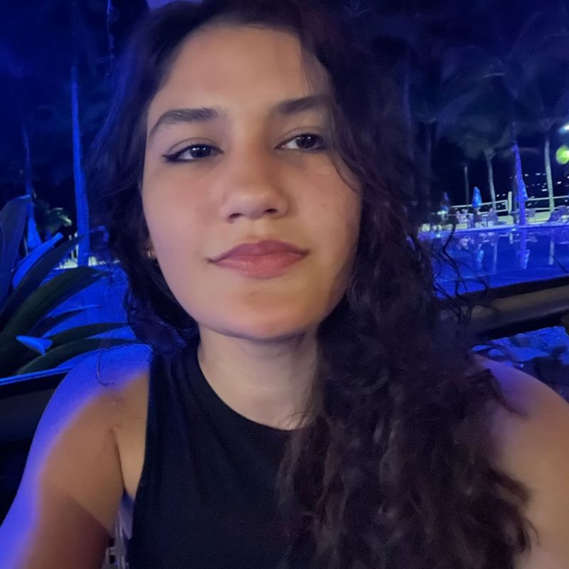 Julia Regis picture