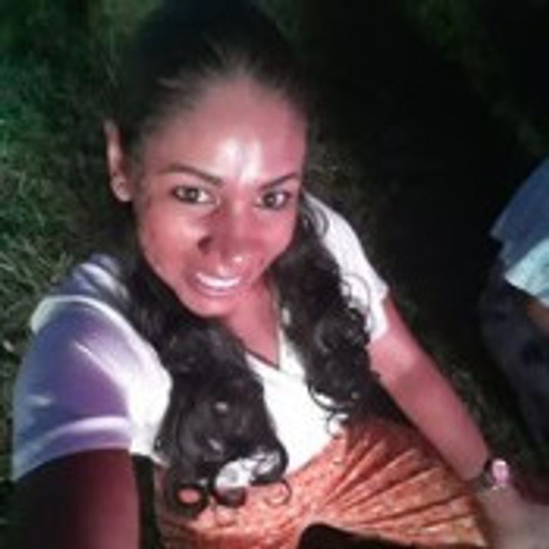 Graziele Estevam picture