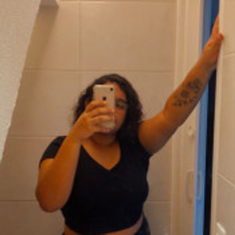 Júlia Pereira picture