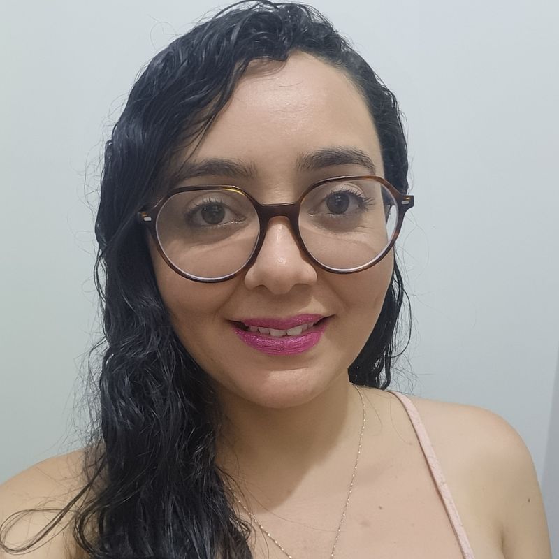 Andréia R.   picture