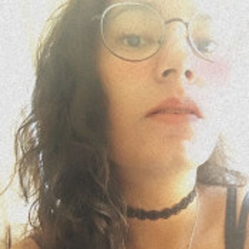 Michele Dias picture