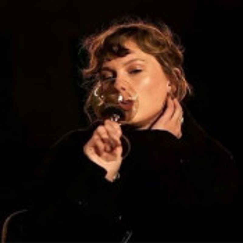 Mónica picture