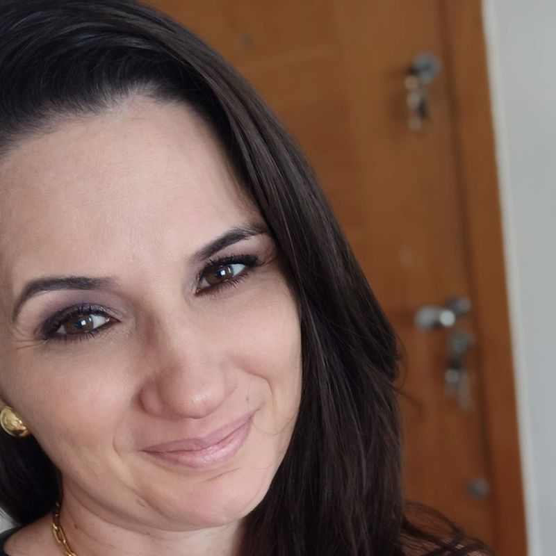 Elaine Miranda picture