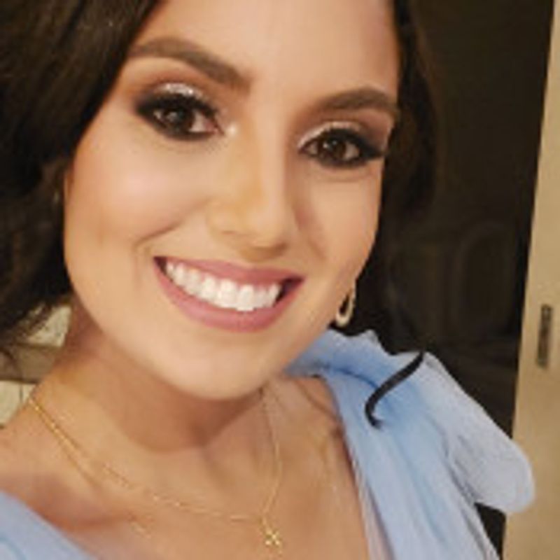 Amanda Almeida De Oliveira Bizarro picture