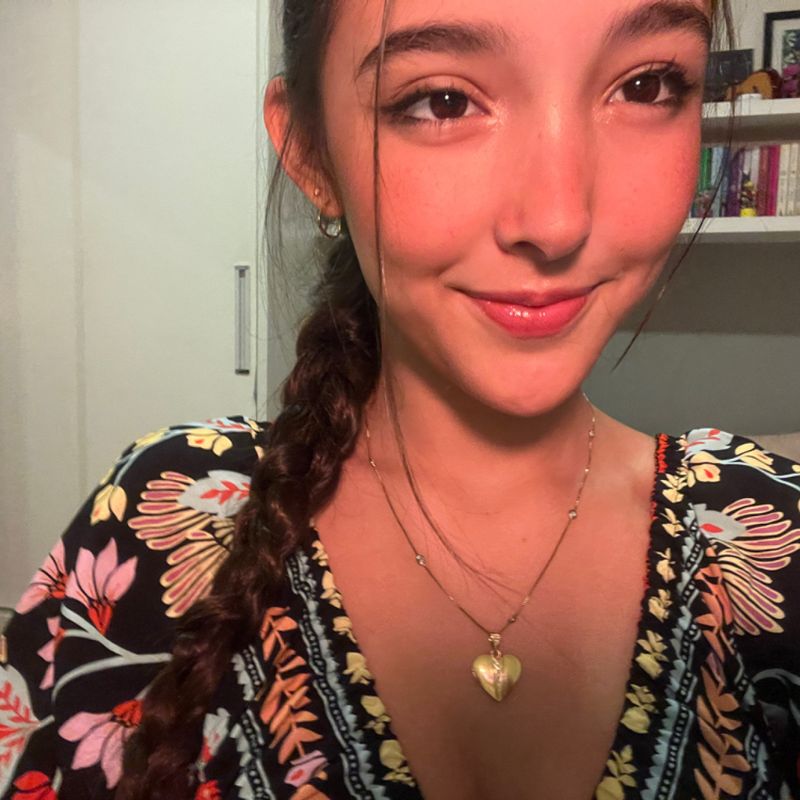 Lara de Palhano picture