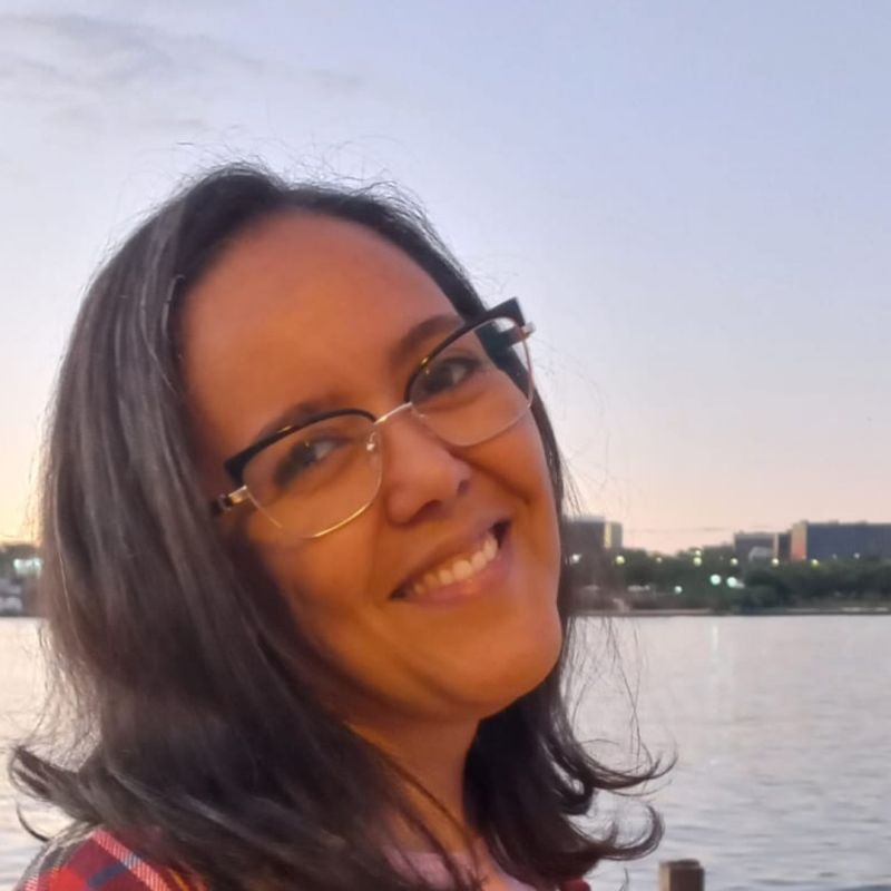 Marcia Neves picture