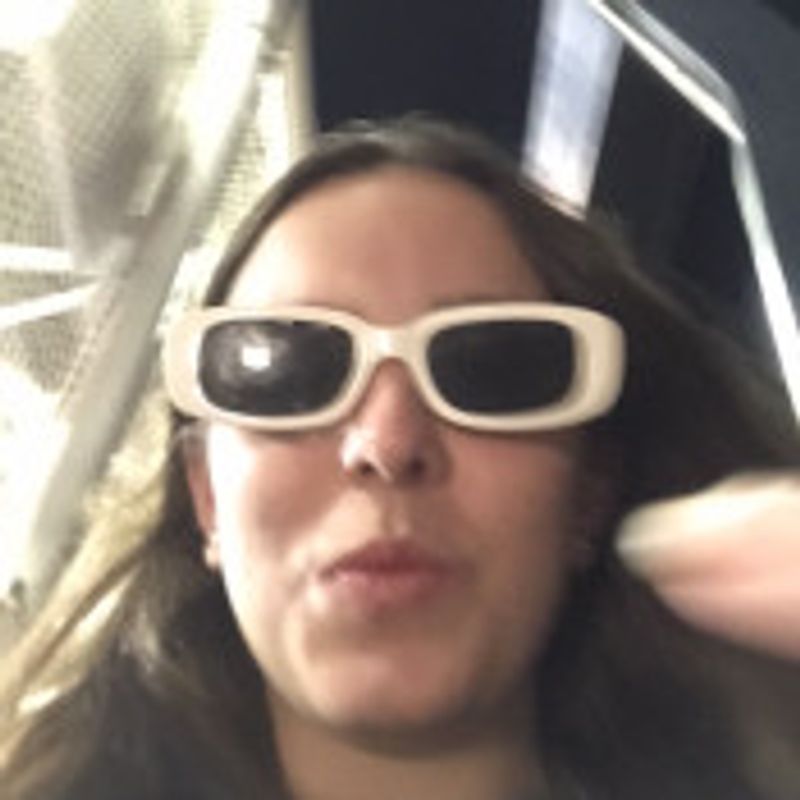 Julia Erthal picture
