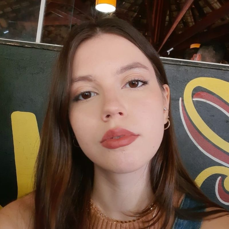 Júlia Manzatti  picture