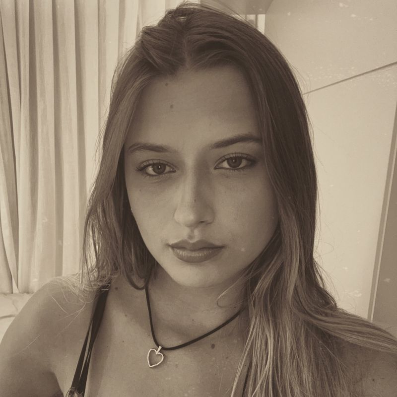 caroline luz picture