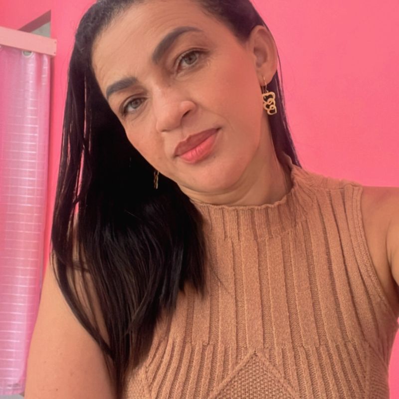 Katia Lemos picture