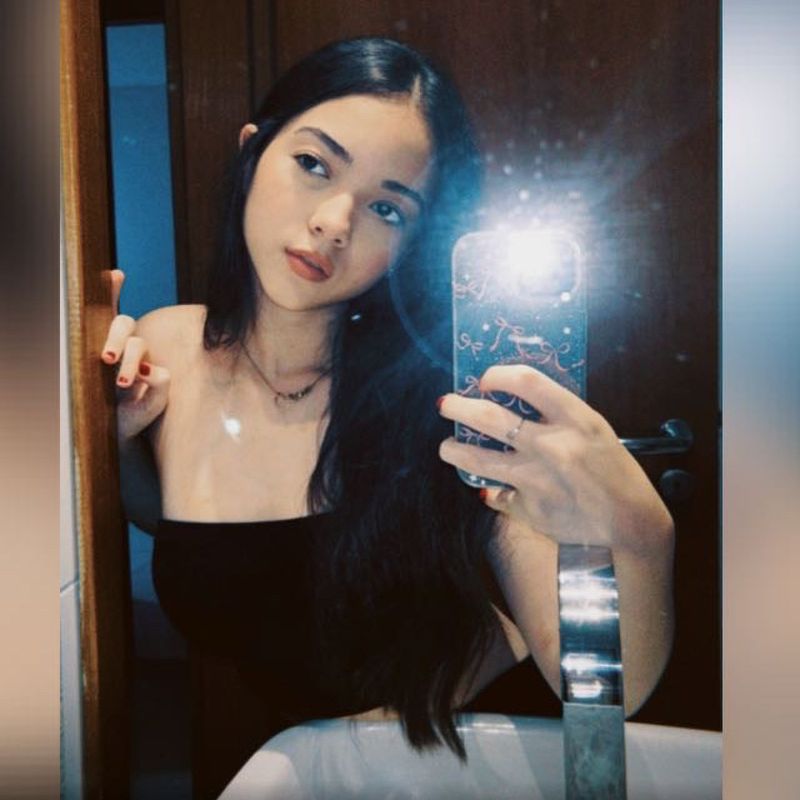 anna santiago picture