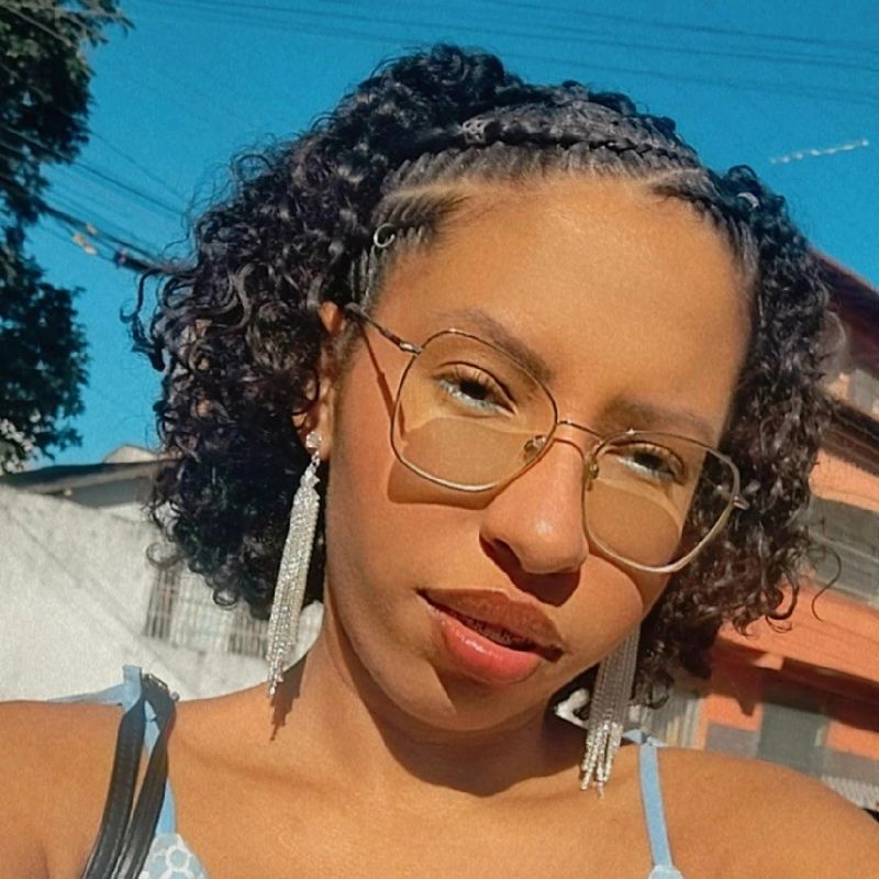 Thaís Machado picture