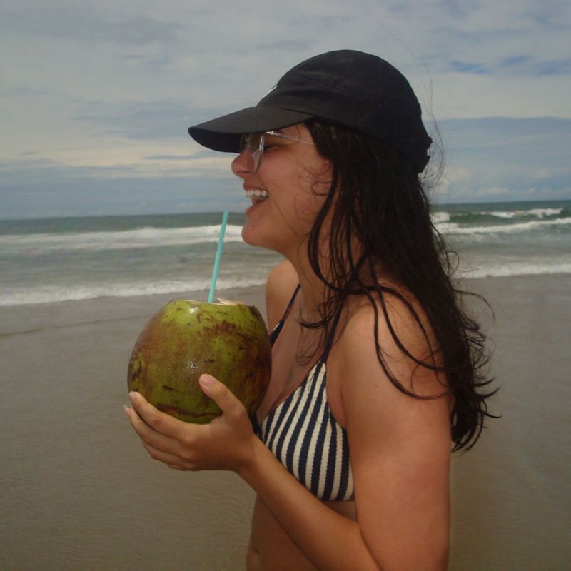 Amanda Camargo picture