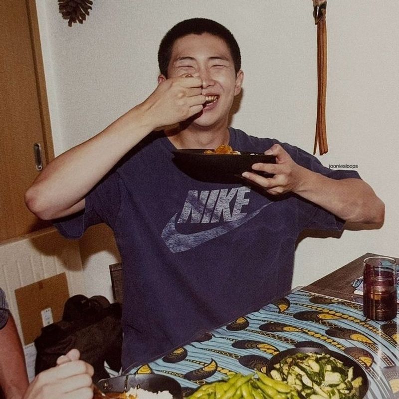t h e o picture