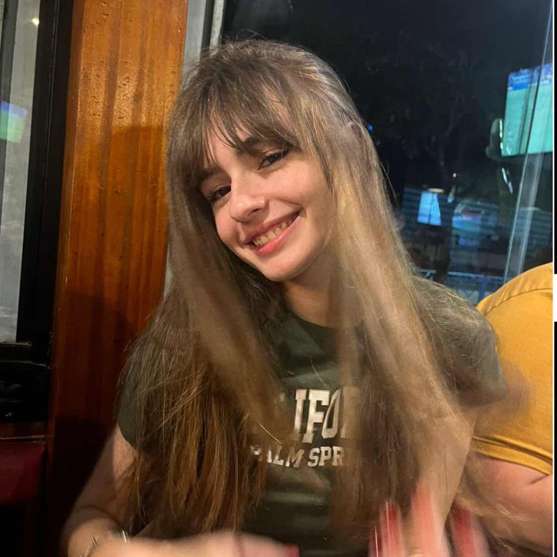 Ana Letícia picture