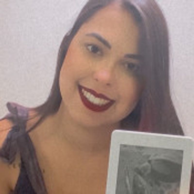 Larissa Cesana picture