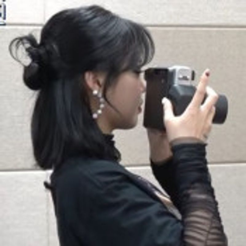 lari picture