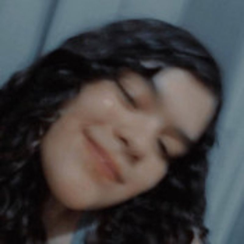 Júlia Faria picture