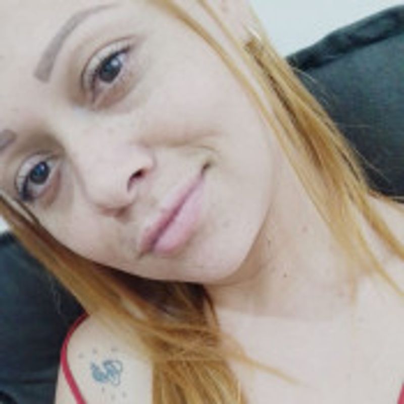 Flávia Alves picture