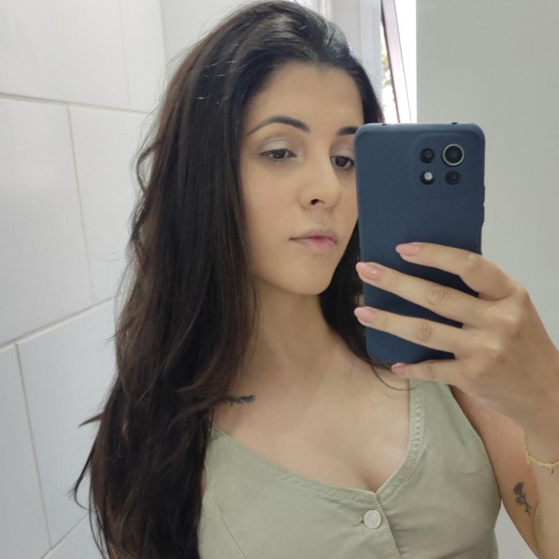 Laísa Ostiano picture