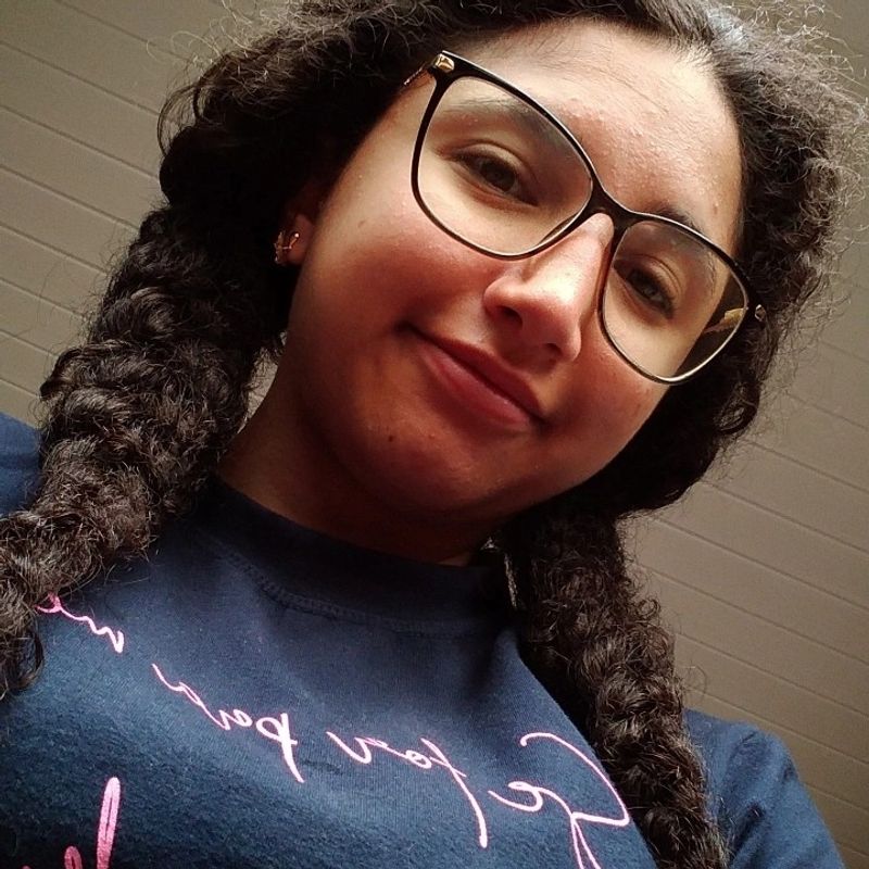 Amanda Cardoso picture