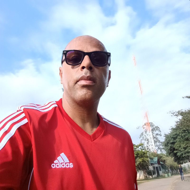 Elton Fernandes picture