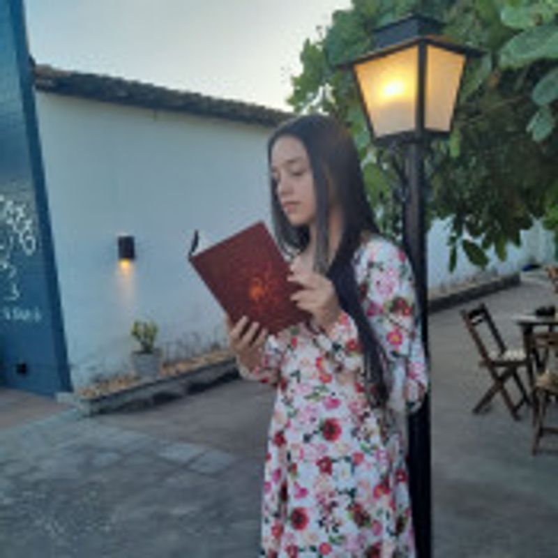 Eduarda Ellen | @aviao_literario picture