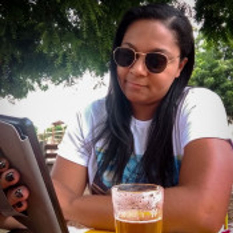 Cristiane Oliveira picture