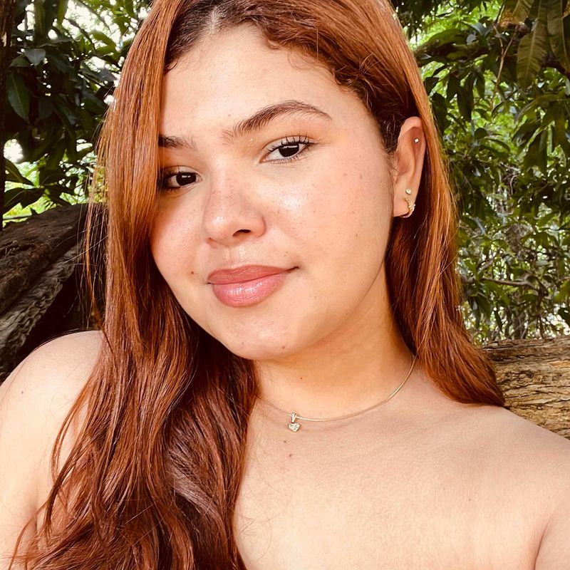 Thais Caroline picture