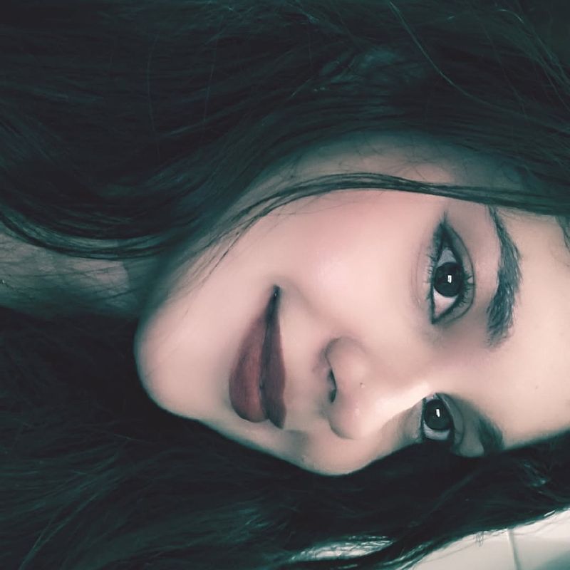Hevelyn Oliveira picture