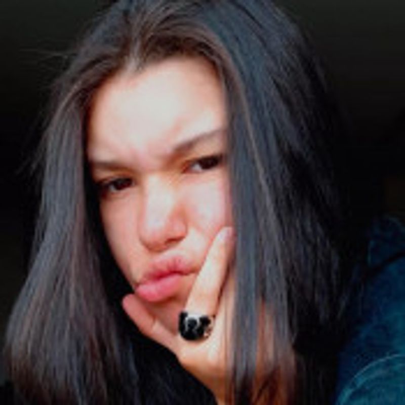 Isabela Ricci Curado picture