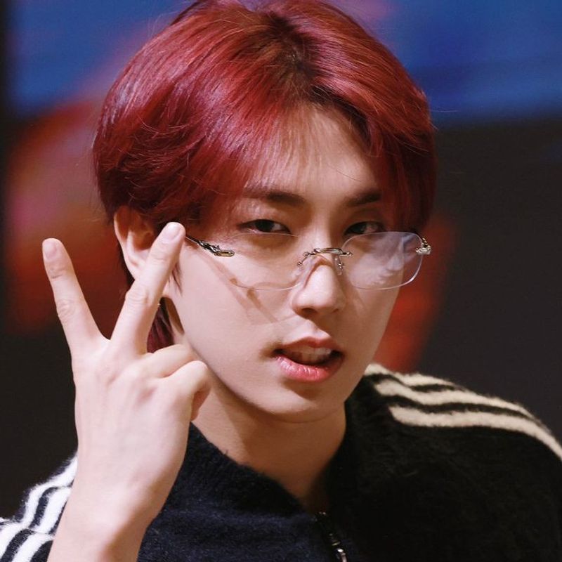 Leelhkkj picture
