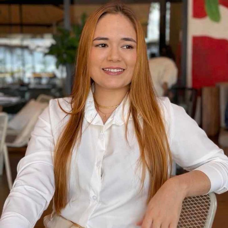 Ana Karoline picture