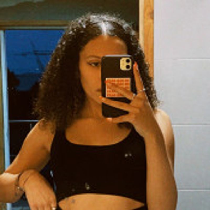 Iris Moreira picture