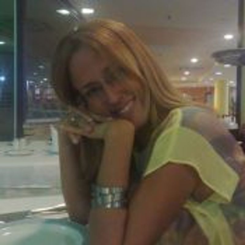 Michele Medeiros picture