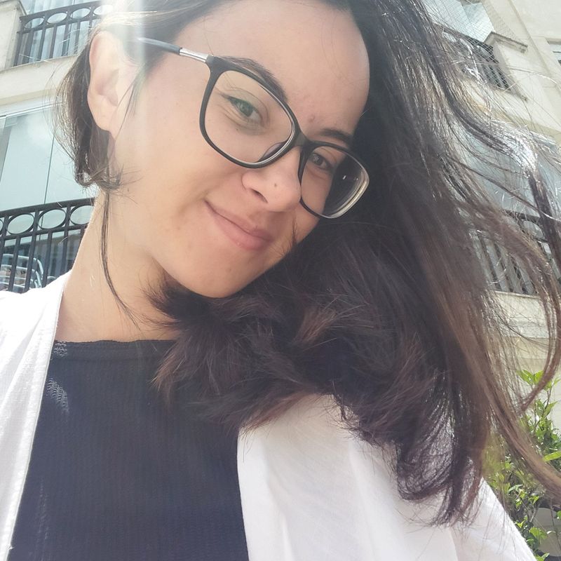 Karina Almeida picture