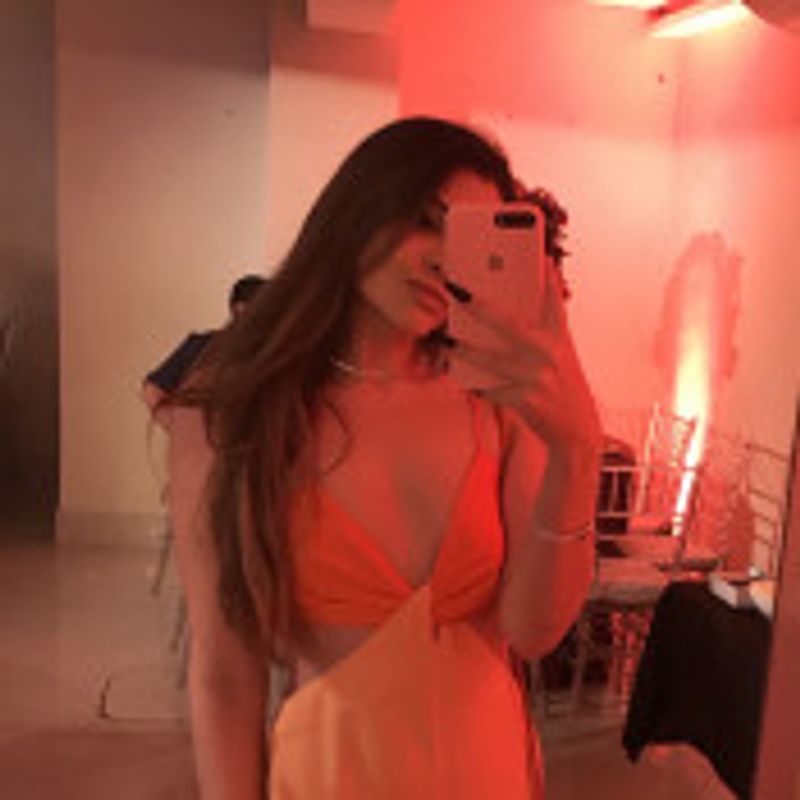 Lívia Farias picture