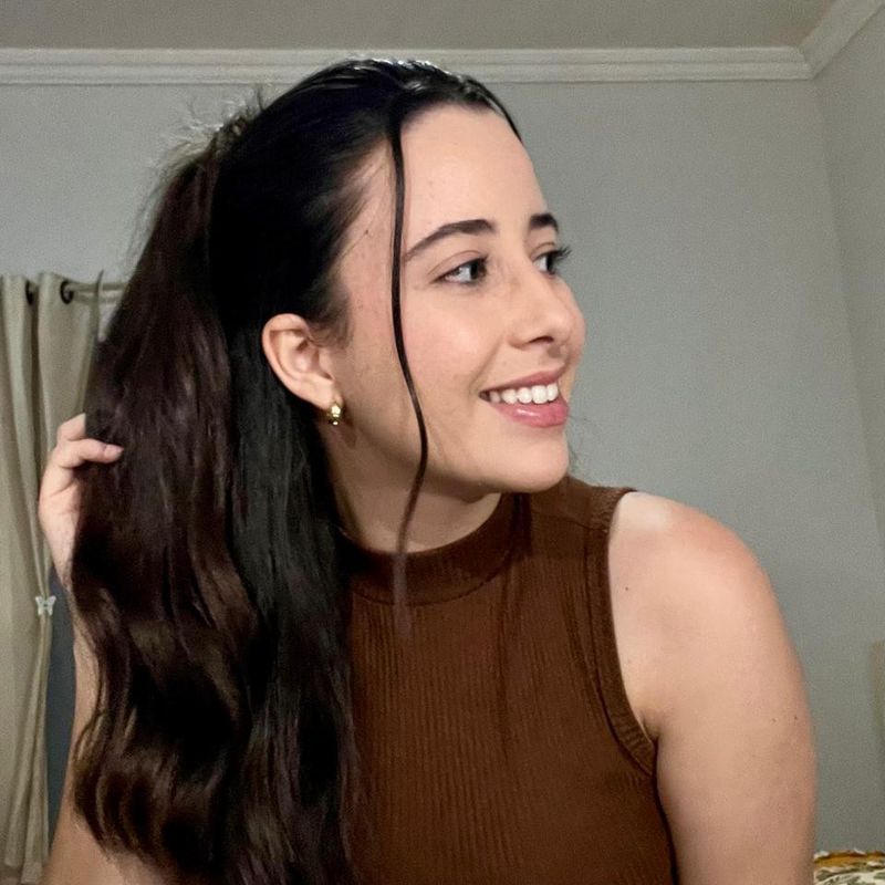 Camila Santos picture