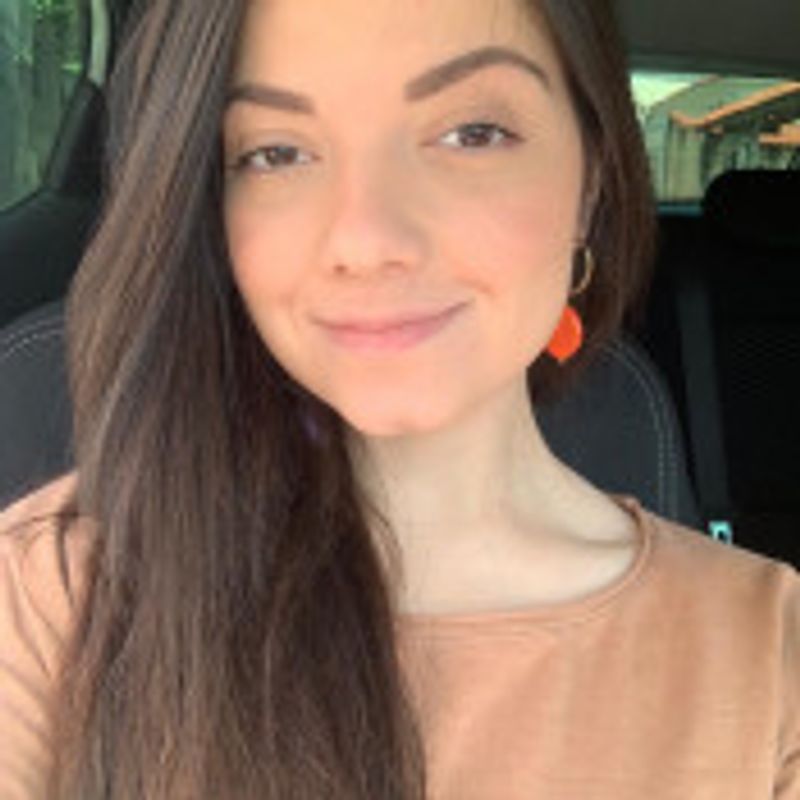 Isabella Oliveira picture