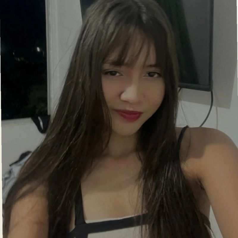 Juliana Santos picture