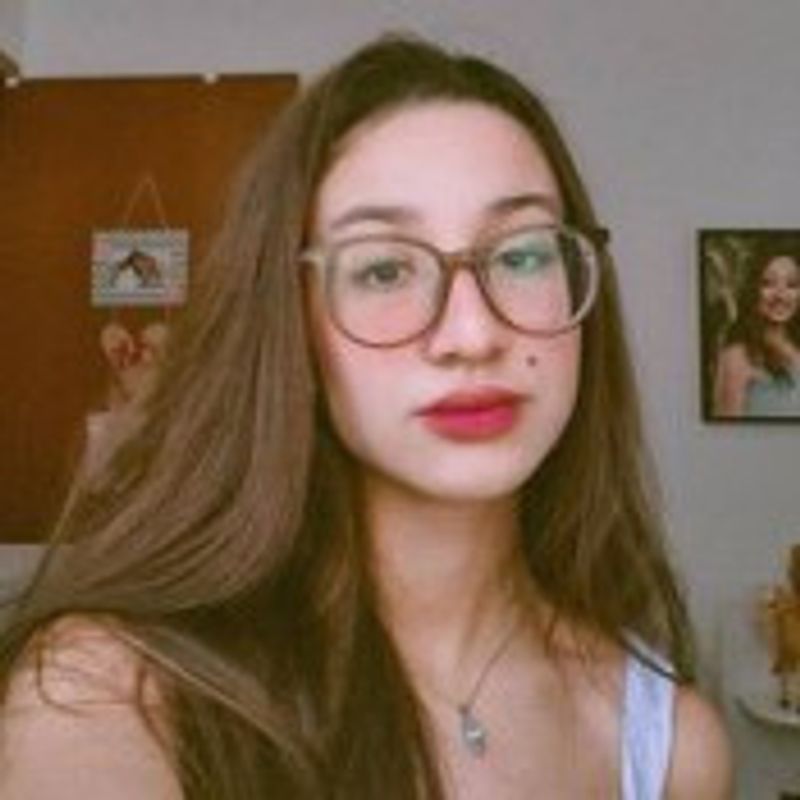 Julia Borges picture