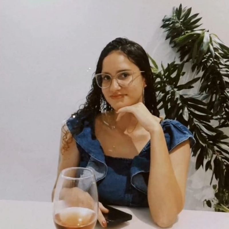 Letícia de Oliveira  picture